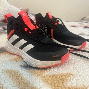Adidas Kids Black and Neon Red Sneakers